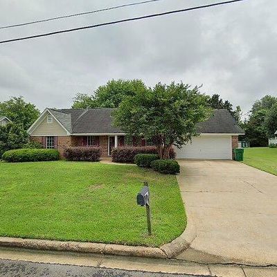 2609 Bay Cir, Tupelo, MS 38801