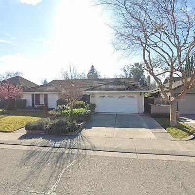 2632 Meadow Lake Dr, Stockton, CA 95207