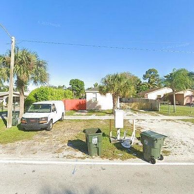 320 Swain Blvd #E, Greenacres, FL 33463