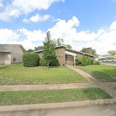 3201 High Plateau Dr, Garland, TX 75044