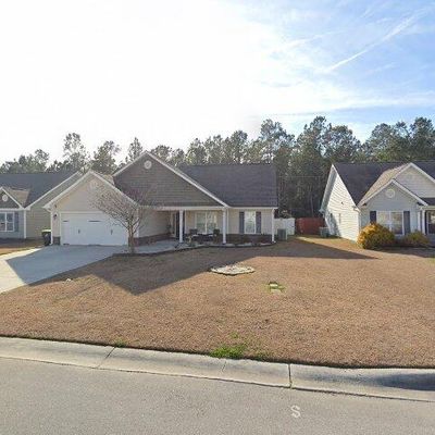 323 Hughes Ln, Jacksonville, NC 28546