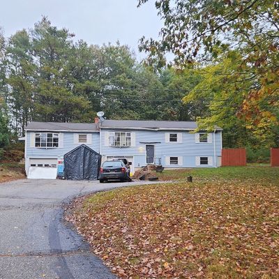 323 Pleasant St, Mechanic Falls, ME 04256