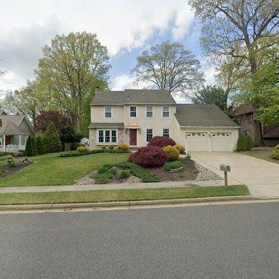 33 Whitechapel Dr, Mount Laurel, NJ 08054