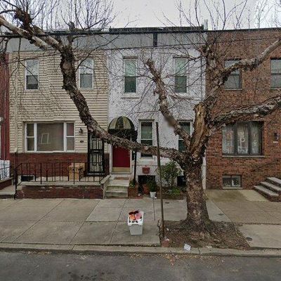 342 Jackson St, Philadelphia, PA 19148