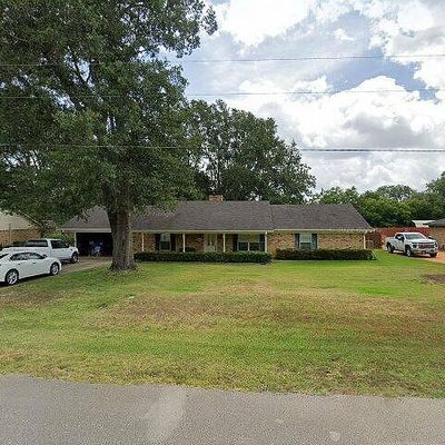 303 Senter Ave, Whitehouse, TX 75791