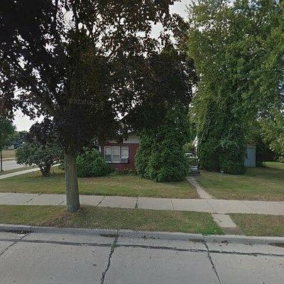 3031 E Ramsey Ave, Cudahy, WI 53110