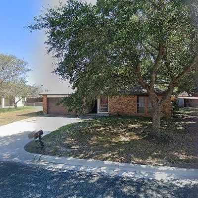 304 Matula Ave, Schulenburg, TX 78956