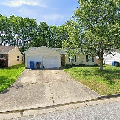 3108 Glastonbury Dr, Virginia Beach, VA 23453