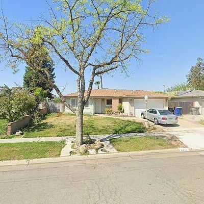 3857 N Claremont Ave, Fresno, CA 93727