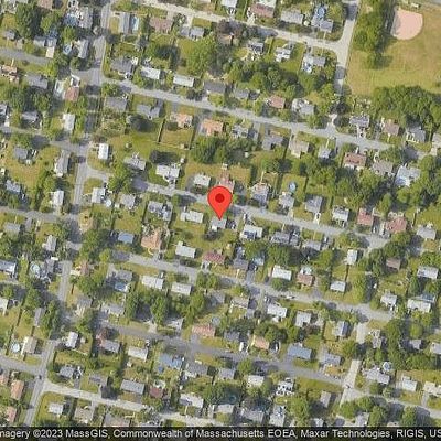 387 Clearview Ave, Somerset, MA 02726