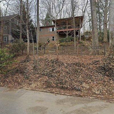 39 Hibriten Dr, Asheville, NC 28801