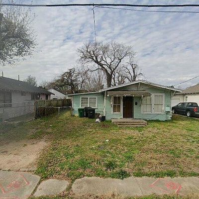 3905 Cotswold St, Houston, TX 77009