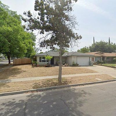 3956 N Atlas Way, Fresno, CA 93705