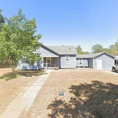 401 Burns Ave, Eagle Lake, TX 77434