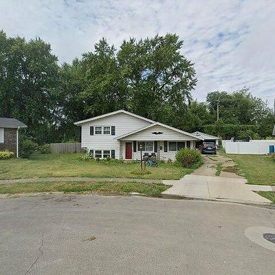 41 Coachlight Ct, Springfield, IL 62703