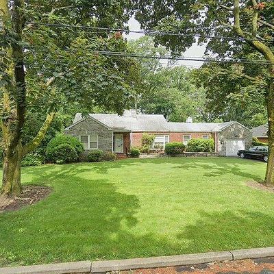 41 Patton Dr, East Brunswick, NJ 08816