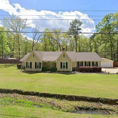 413 Merry Valley Dr, Columbus, MS 39705