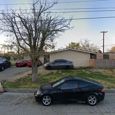 416 E Lingard St, Lancaster, CA 93535