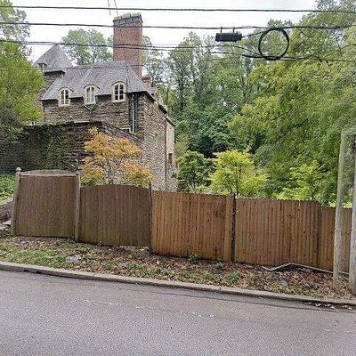 42 W Bells Mill Rd, Philadelphia, PA 19118