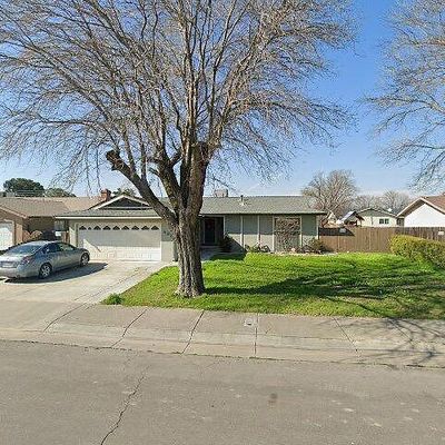 421 N Santa Venetia St, Los Banos, CA 93635