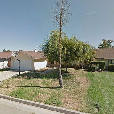 3653 W Robinson Ave, Fresno, CA 93722