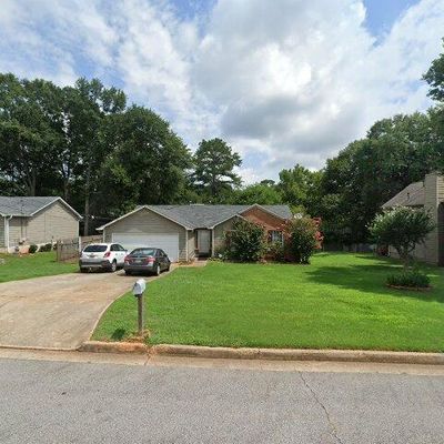 3684 Paddington Trl, Rex, GA 30273