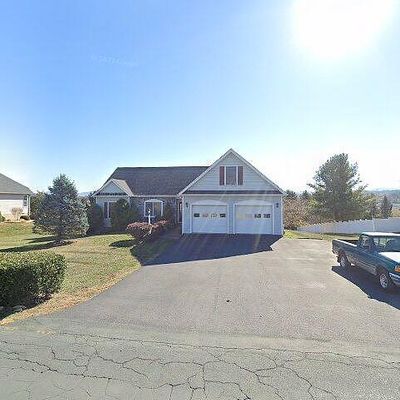 37 Joy Ln, Fishersville, VA 22939