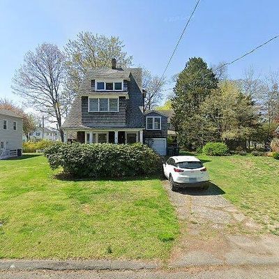 38 8 Th Ave, Milford, CT 06460