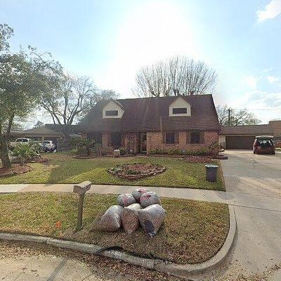 382 Queenstown Rd, Houston, TX 77015