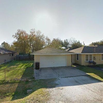 3820 Grant Ave, Groves, TX 77619