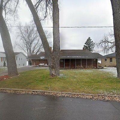 3821 Crystal Lake Blvd, Minneapolis, MN 55422