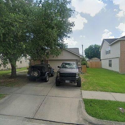 4910 Bentonite Blvd, Baytown, TX 77521