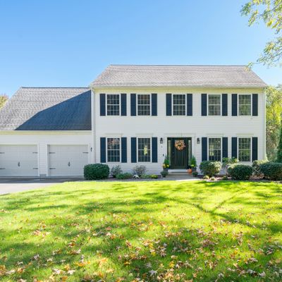 5 Bertini Ln, Wallingford, CT 06492