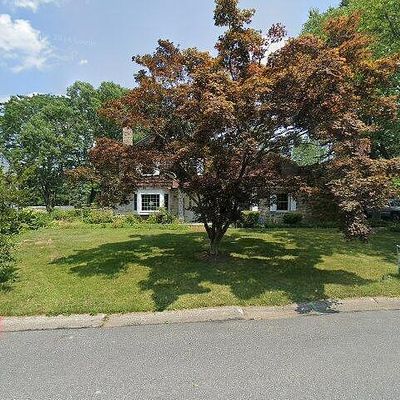 4290 Wellesley Rd, Bethlehem, PA 18017