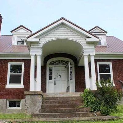 433 Pecan St, Hazard, KY 41701