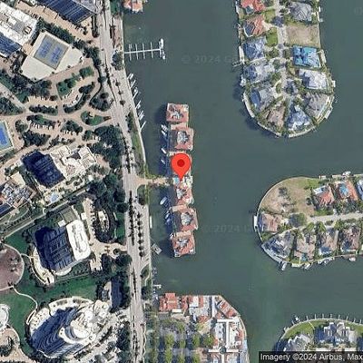 4400 Gulf Shore Blvd N #5 505, Naples, FL 34103