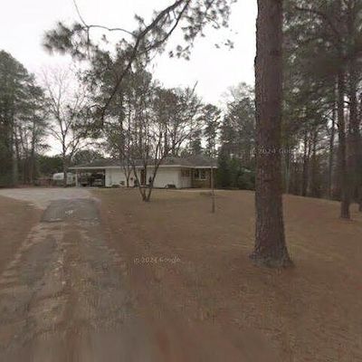 4402 Lakeshore Dr, Northport, AL 35473