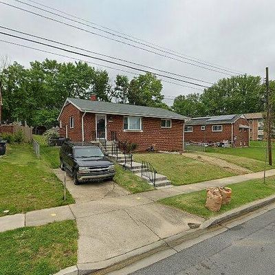 4420 Lyons St, Temple Hills, MD 20748