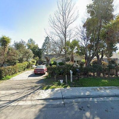 452 Gage St, Planada, CA 95365