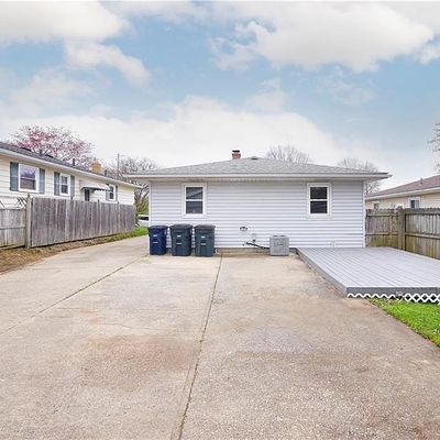 452 Stanley Rd, Akron, OH 44312