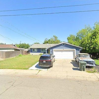 551 Benton Dr, Yuba City, CA 95991