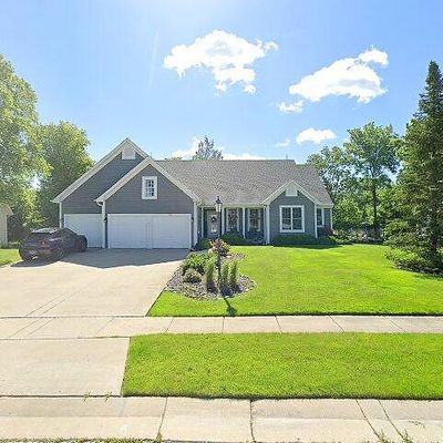 555 Cassie Lynn Ln, Oconomowoc, WI 53066