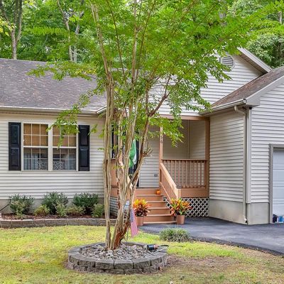 56 Robin Hood Trl, Berlin, MD 21811