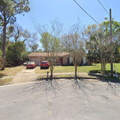 5600 Adelyn Rd, Pensacola, FL 32504