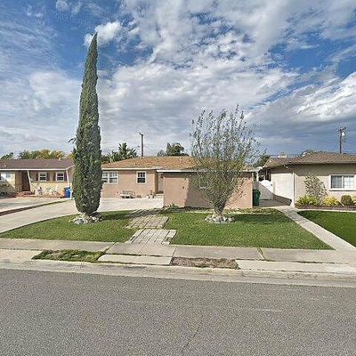 5681 Abraham Ave, Westminster, CA 92683