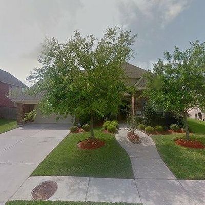 5808 Wilton St, Pearland, TX 77584