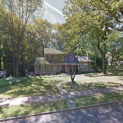 6 Woodsend Dr, Matawan, NJ 07747