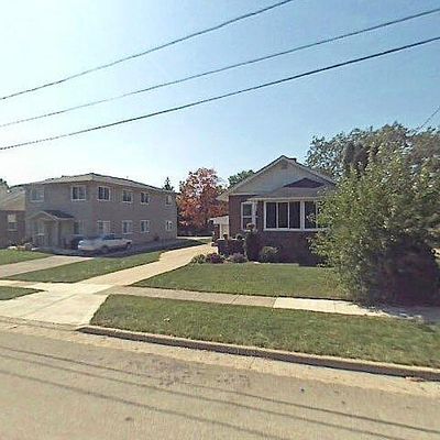 6022 59 Th Ave, Kenosha, WI 53142