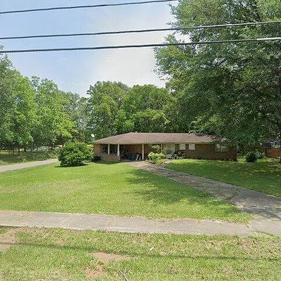 608 Main St, Purvis, MS 39475