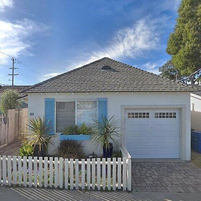 516 12 Th St, Pacific Grove, CA 93950